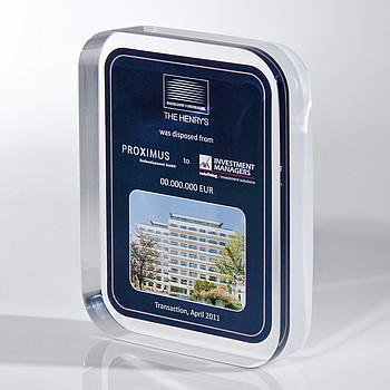 Tombstone made of clear acrylic glass „Proximus“