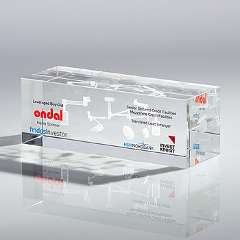 Glasblock mit 3D-Lasergravur innen liegend „HSH“