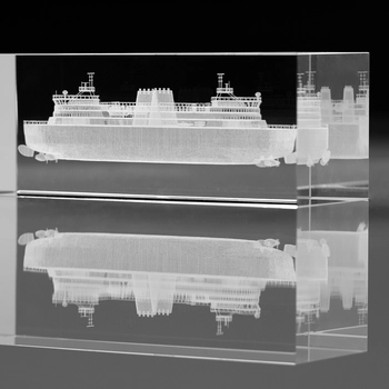 Glasblock mit 3D-Lasergravur innen liegend „Schiff“