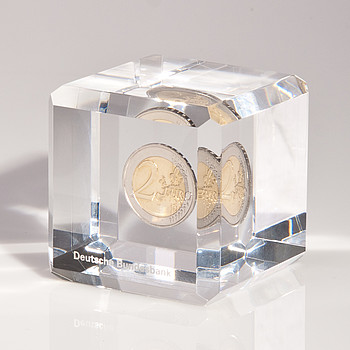 Einbettung in Acrylglas „Münze“