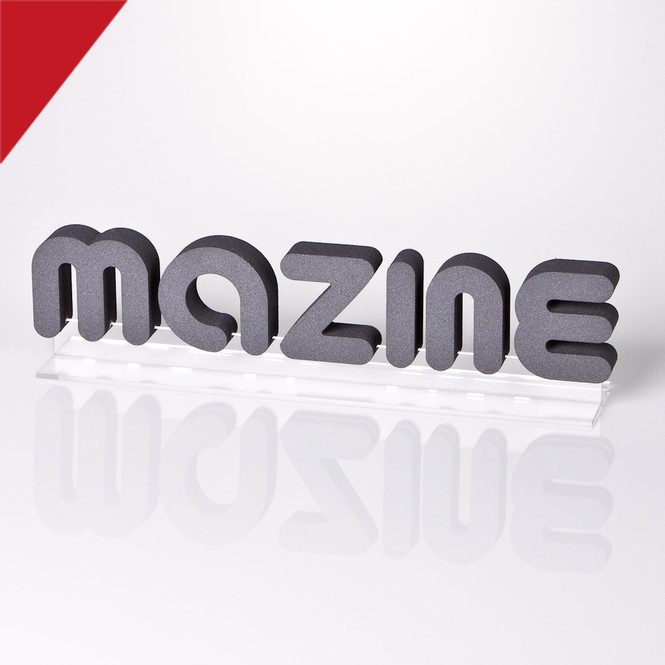 3D letters „Mazine“ individually painted