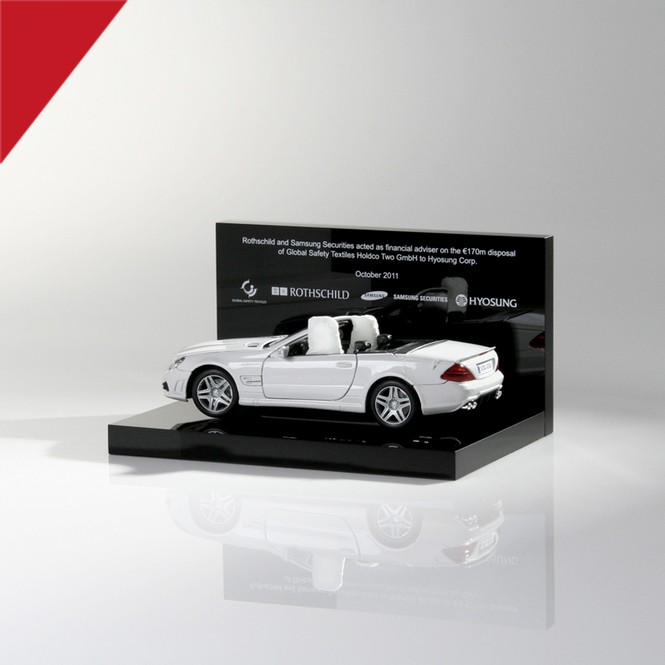 Tombstone aus Acrylglas „Mercedes“
